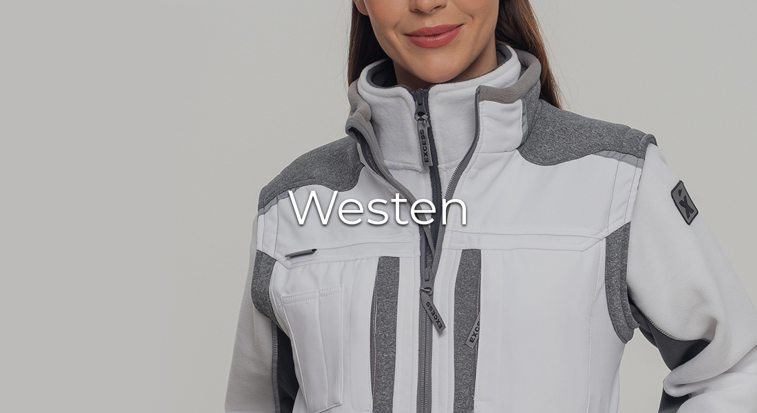 Frau trägt eine weiße Arbeitsweste mit grauen Einsätzen und hohem Kragen. In der Bildmitte steht der Schriftzug „Westen“.