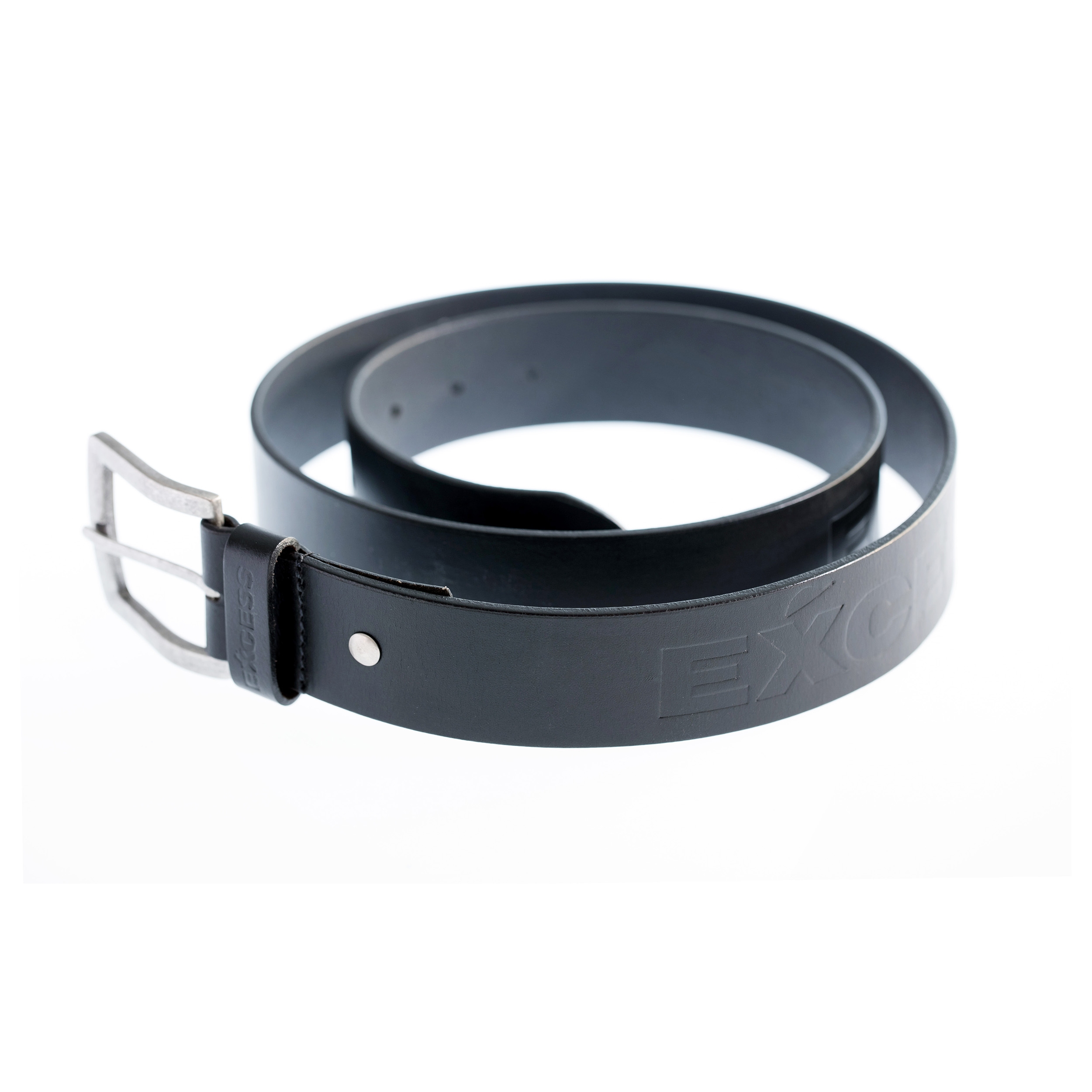 Schwarzer Ledergürtel aus stabilem Buffalo-Leder mit Metallschnalle (Dornschließe) im Used-Look, 4 cm breit.