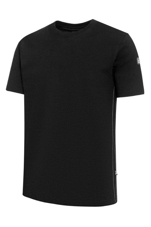 Schwarzes T-Shirt mit Rundhalsausschnitt, kurzem Ärmel und kleinem Excess Logo auf dem linken Oberarm.